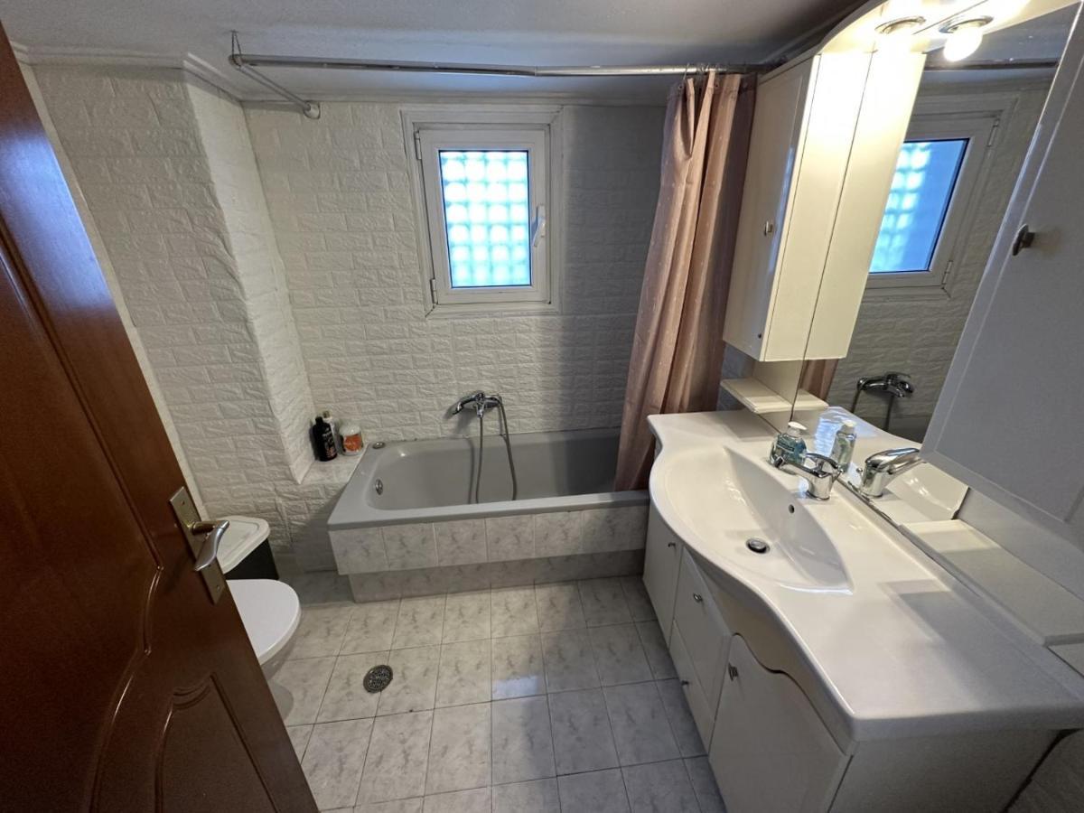 Alimos Marina Huge 3Bd Apartment เอเธนส์ ภายนอก รูปภาพ